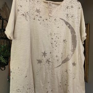 Magnolia Pearl Gallaxy Dust tshirt